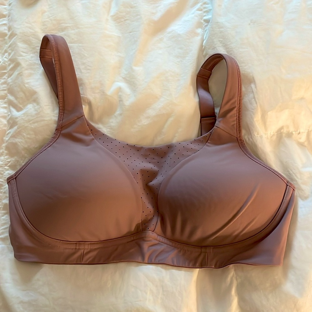 Lululemon sports bra in blush color